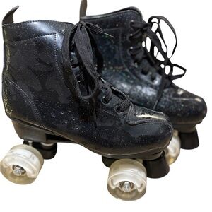 Retro Black Glitter Roller Skates with Light Up Wheels